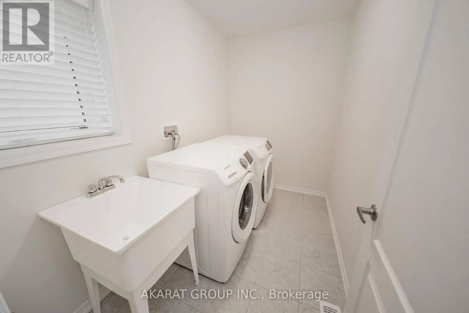 135 ESTHER CRESCENT