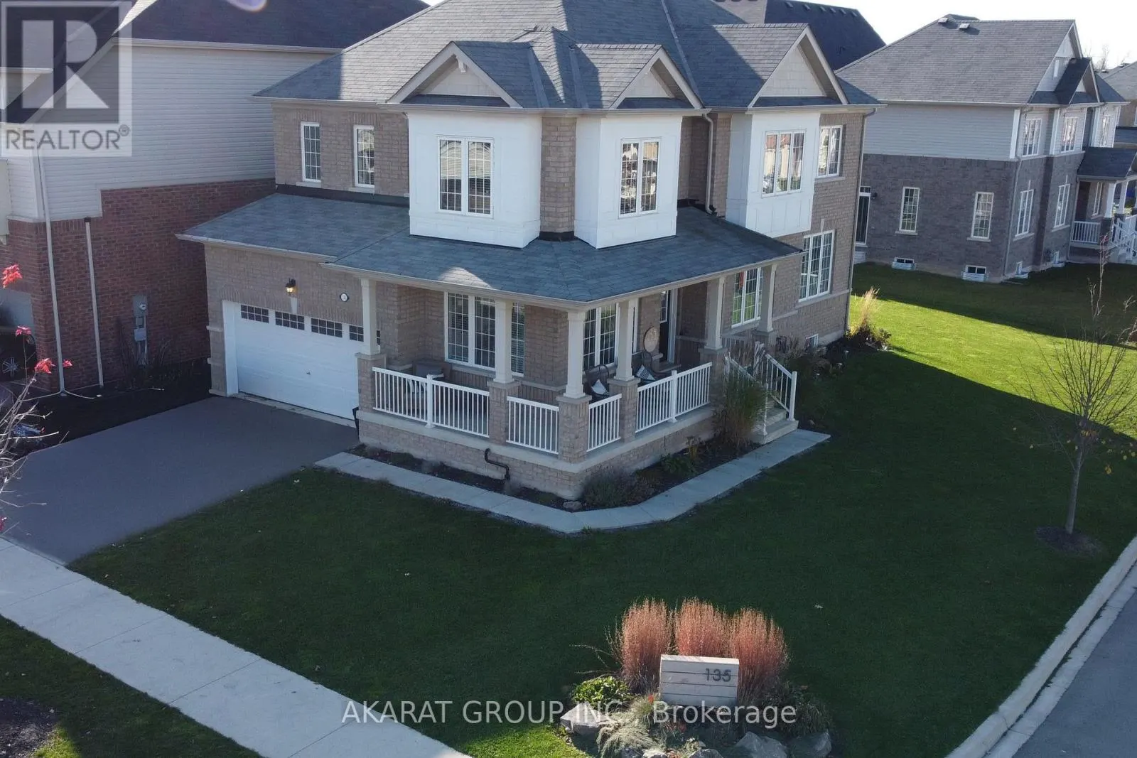 135 ESTHER CRESCENT
