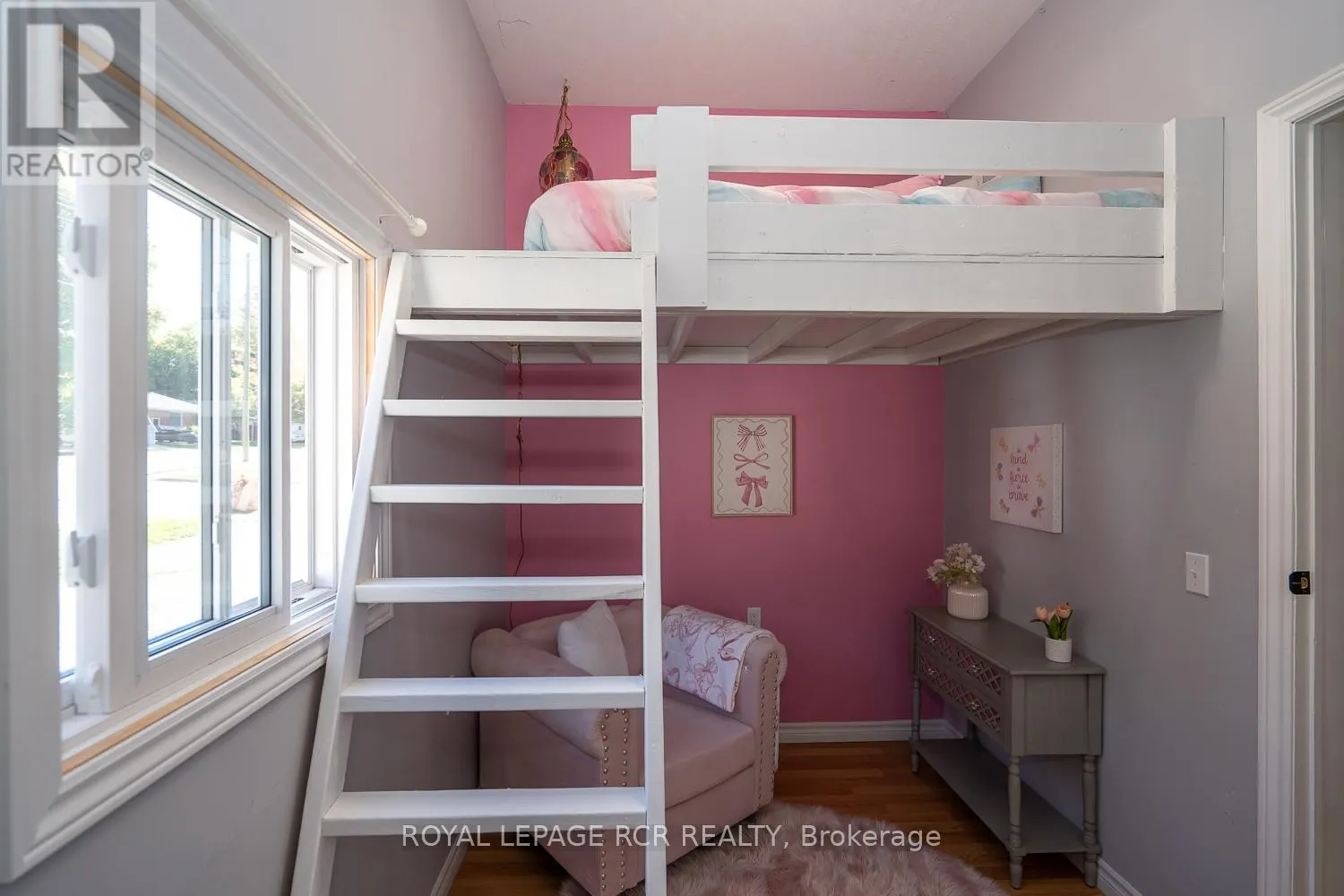 131 FREDERICK STREET E