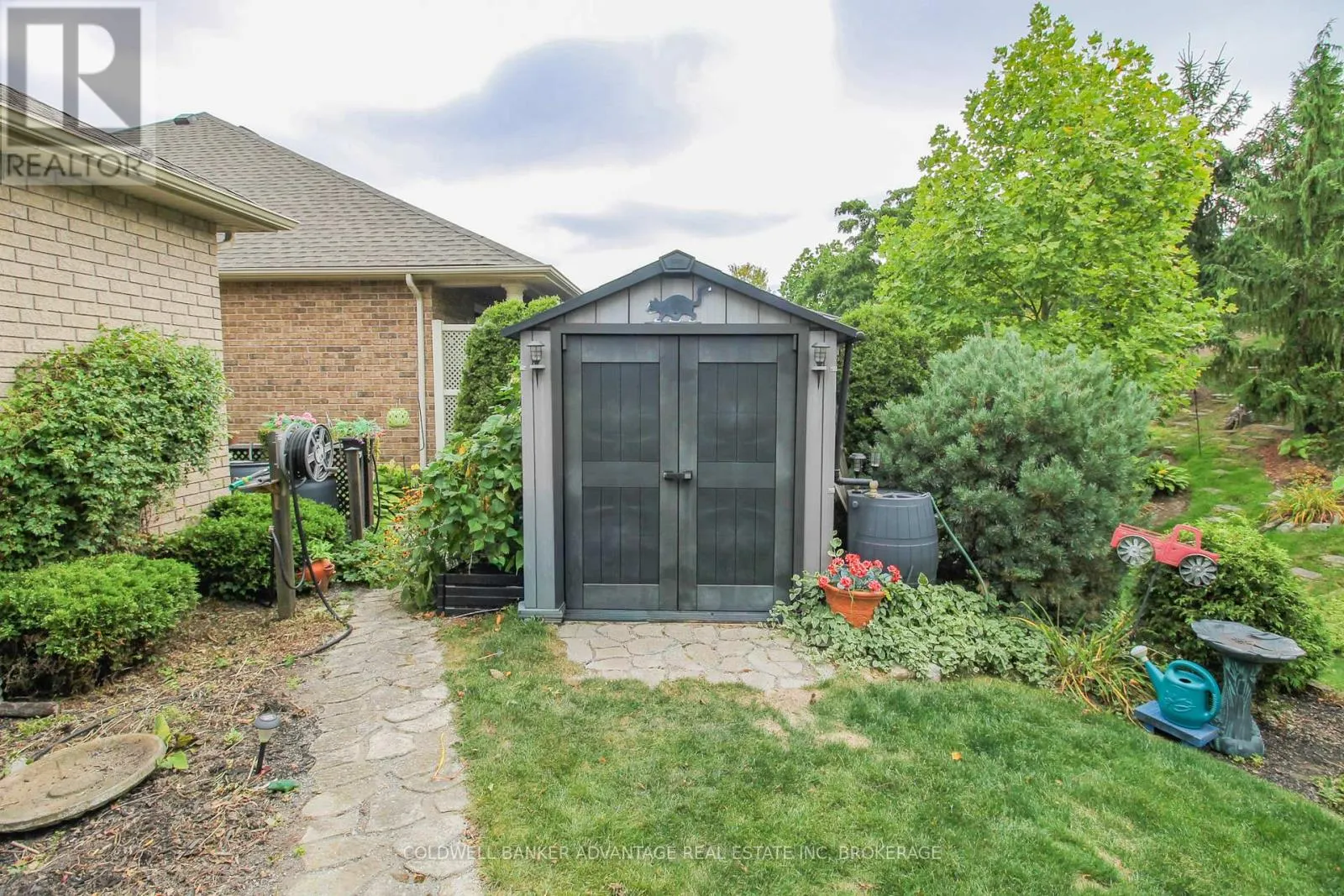 3935 LOWER COACH ROAD