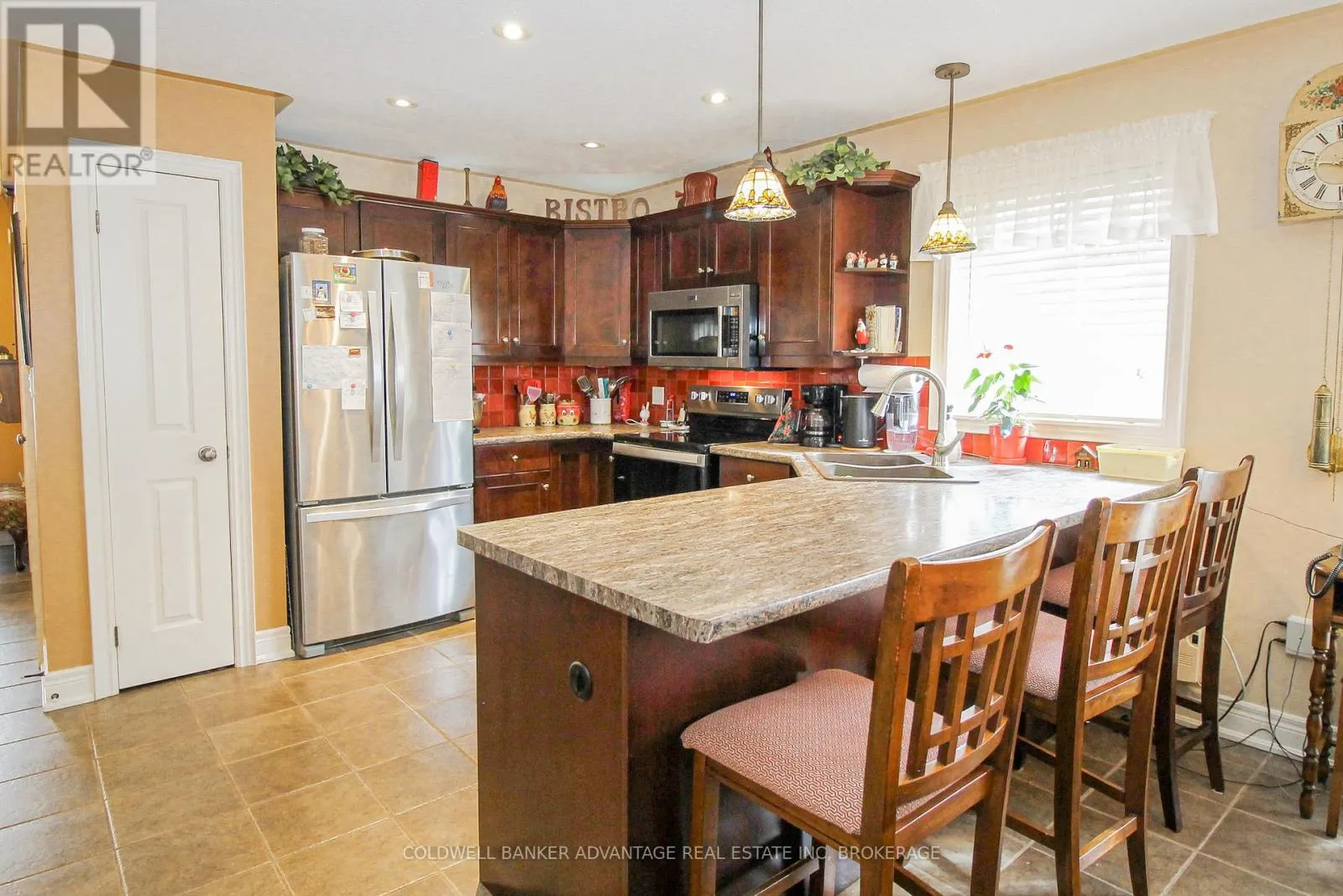 3935 LOWER COACH ROAD
