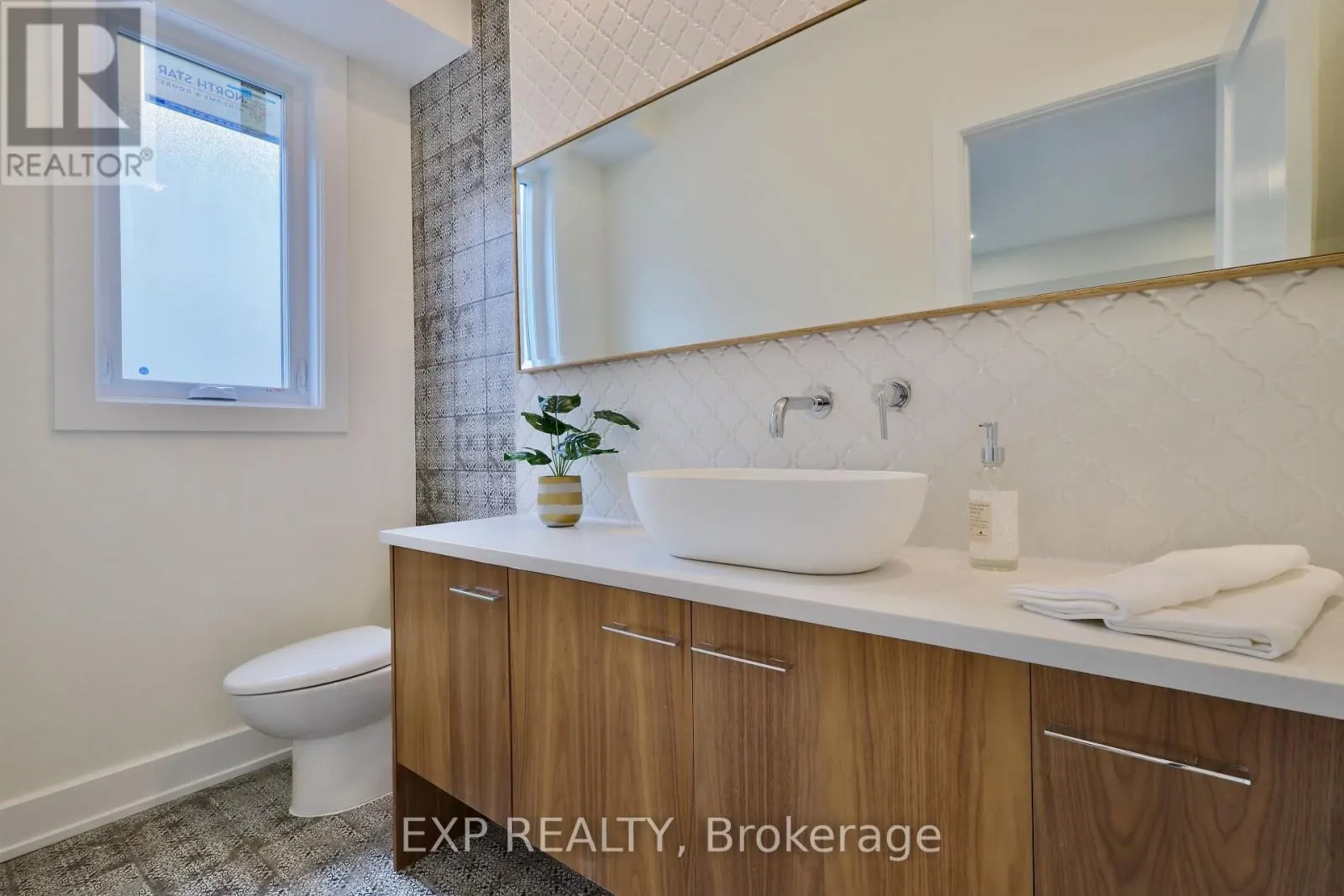 62 COLUMBUS AVENUE