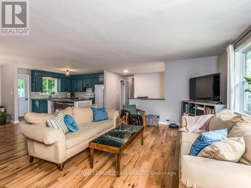 6677 ROGER STEVENS DRIVE N