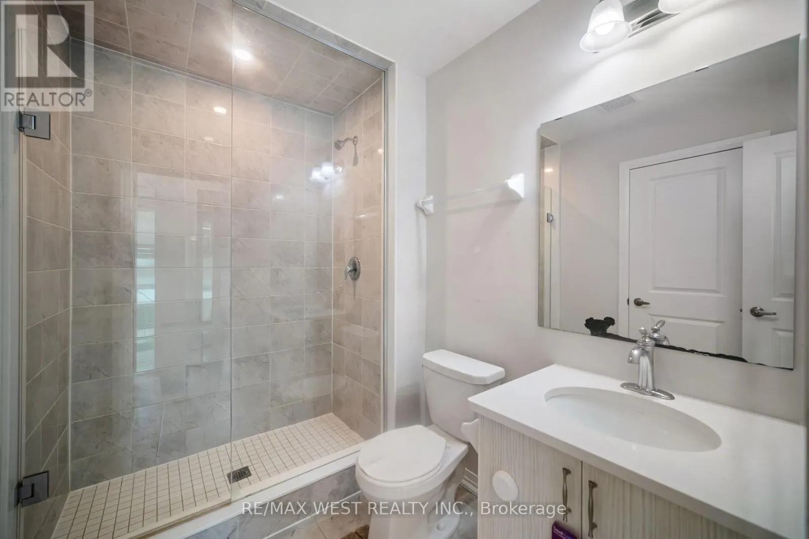 297 BISMARK DRIVE