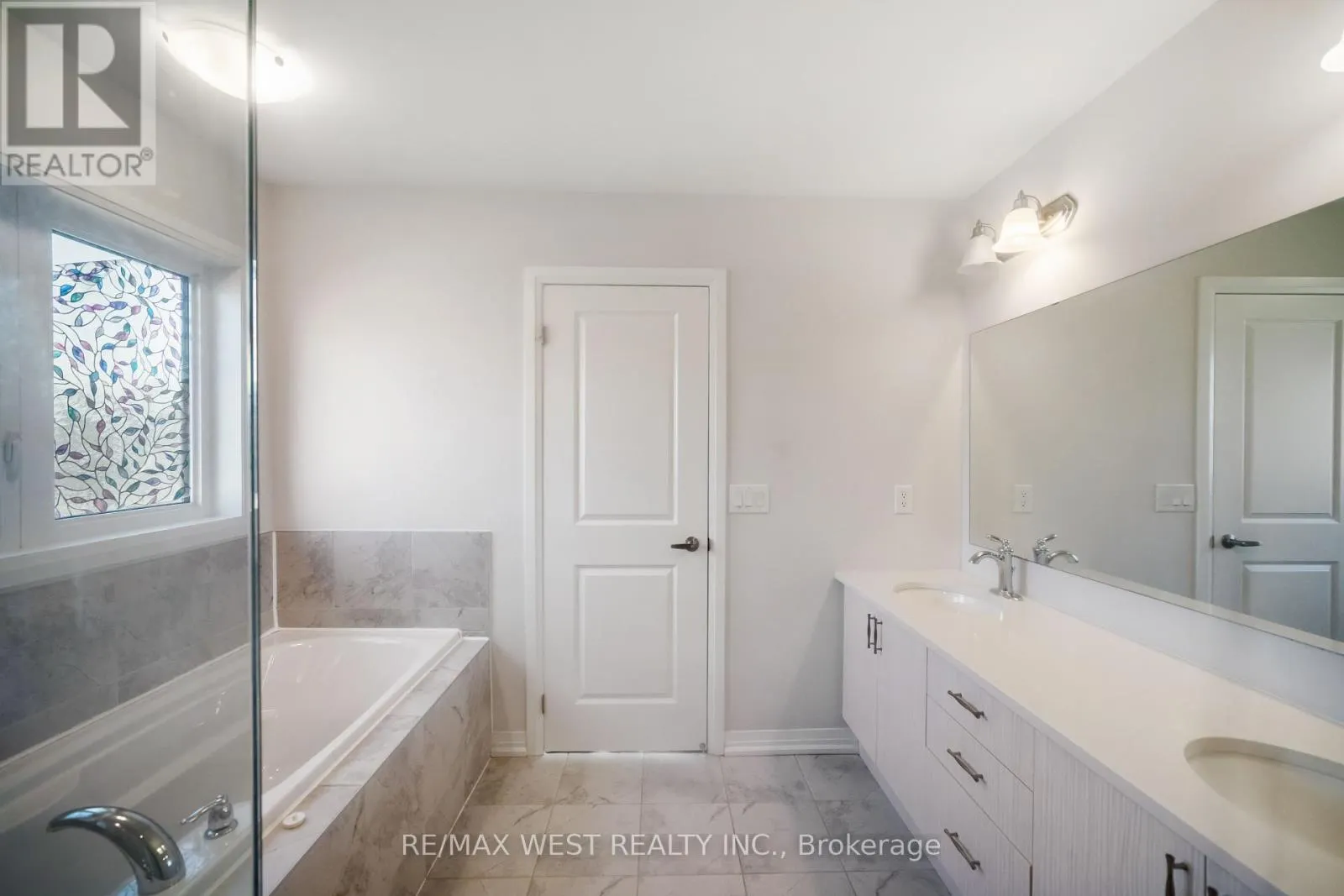 297 BISMARK DRIVE