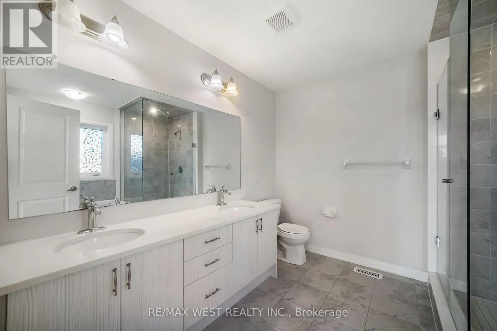 297 BISMARK DRIVE