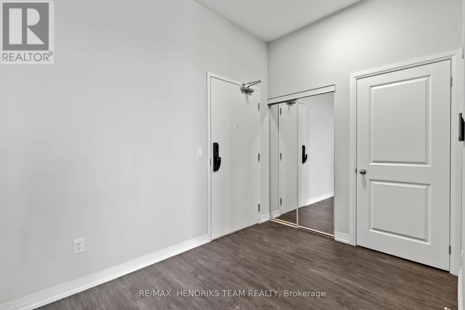 UP19 - 50 HERRICK AVENUE, #UP19