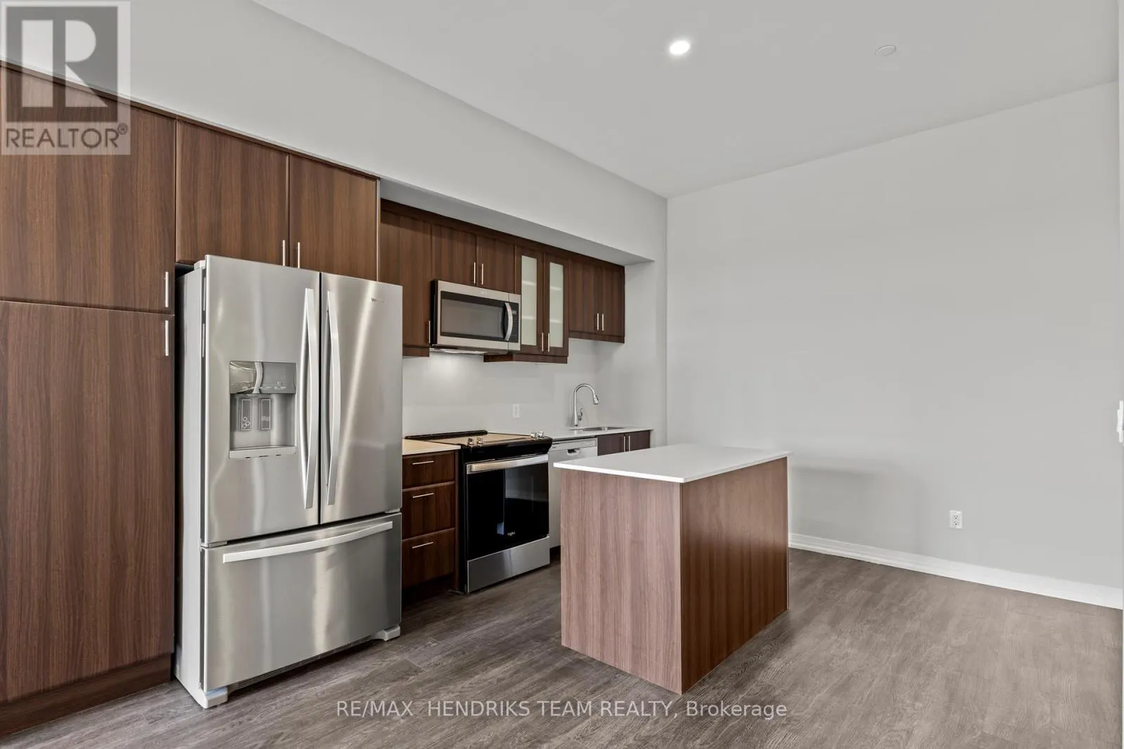 UP19 - 50 HERRICK AVENUE, #UP19