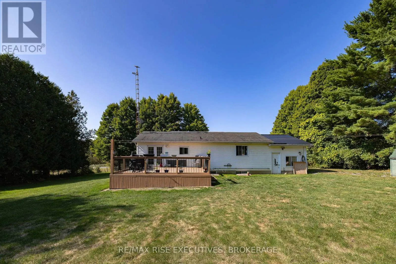 9009 PERTH ROAD
