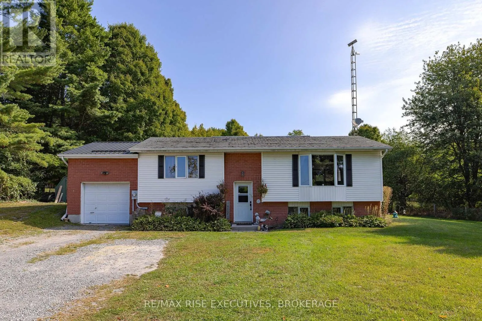 9009 PERTH ROAD