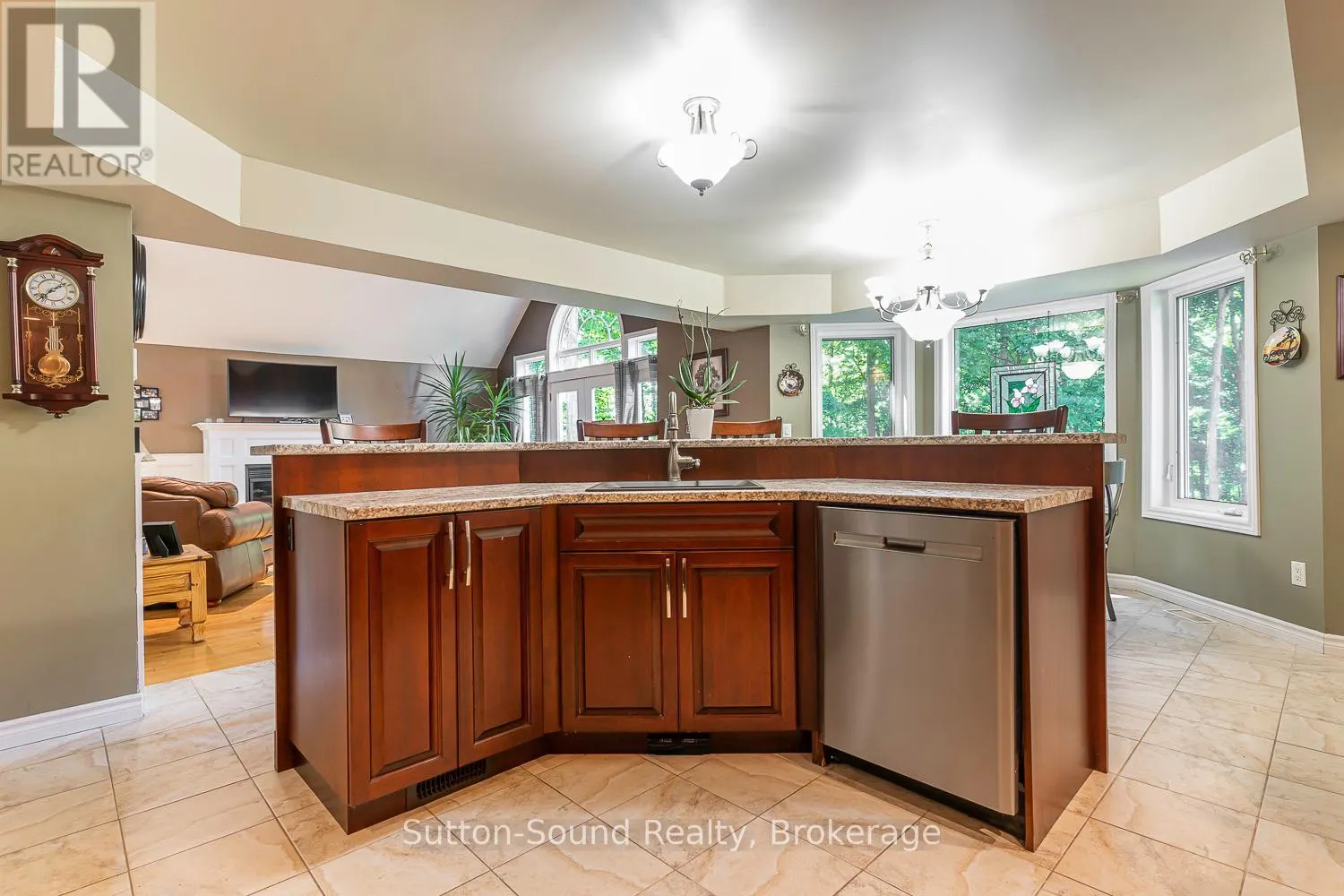 124 GOLDEN POND DRIVE