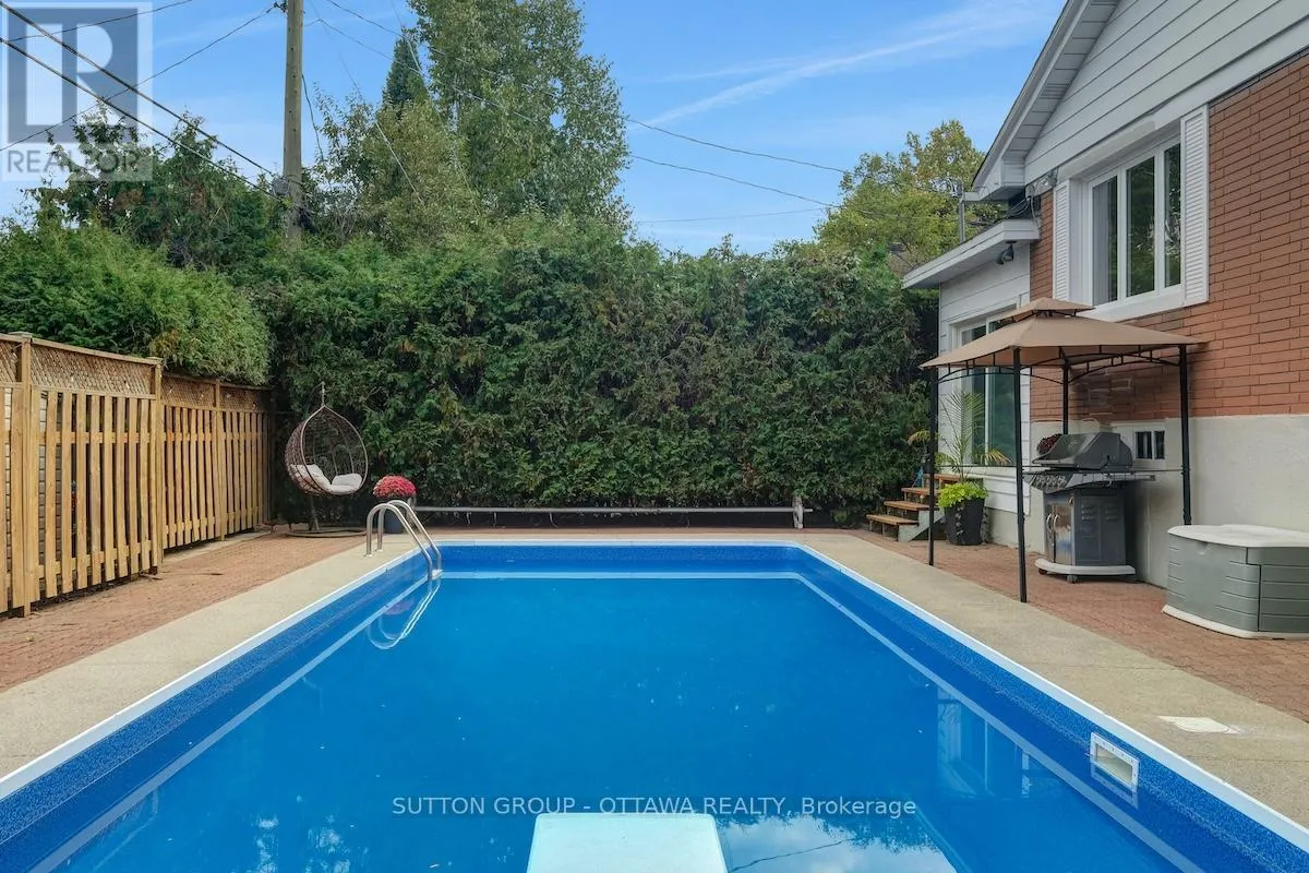 680 WESTON DRIVE