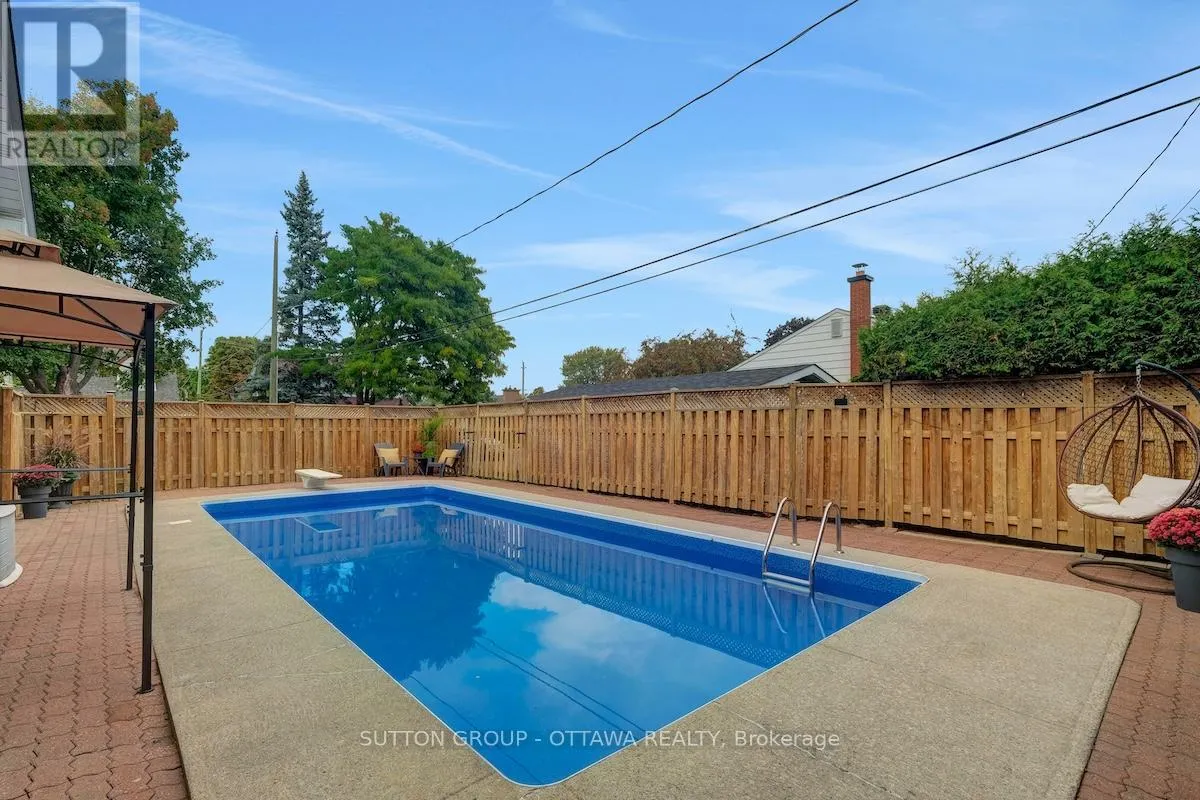 680 WESTON DRIVE