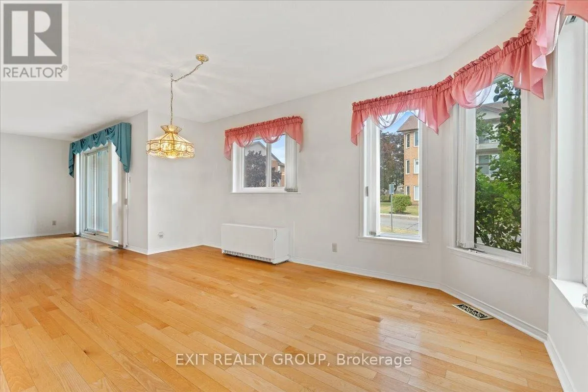117 - 52 TRIPP BOULEVARD, #117