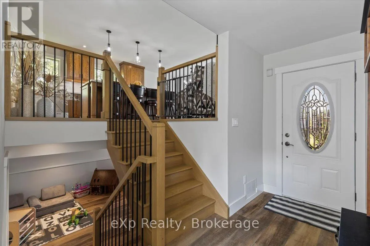 112260 GREY 14 ROAD