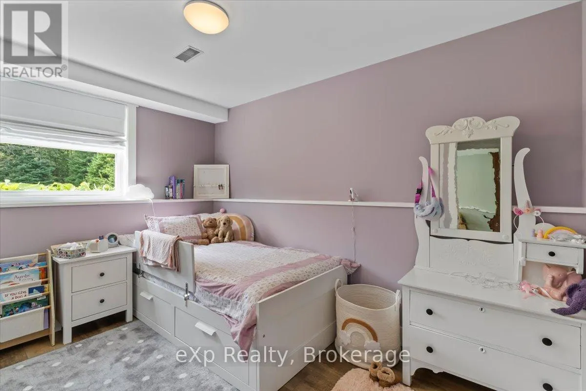 112260 GREY 14 ROAD