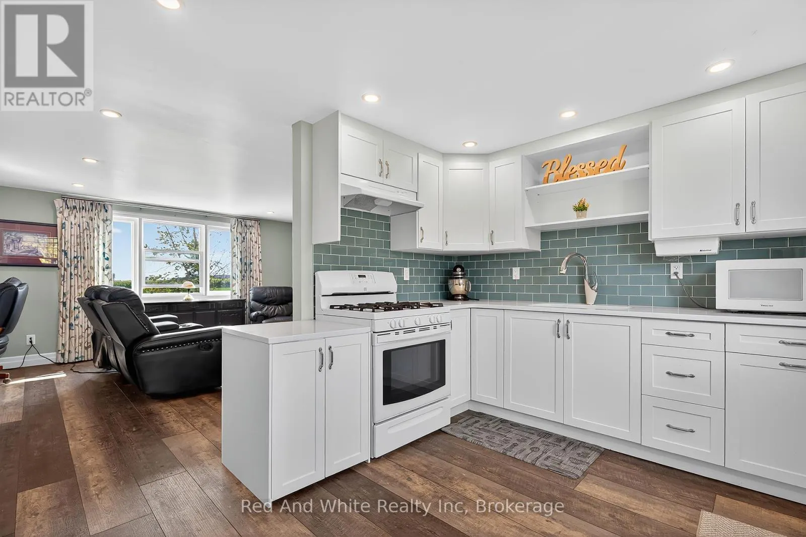 7146 NOAH ROAD, R.R. # 1 ROAD