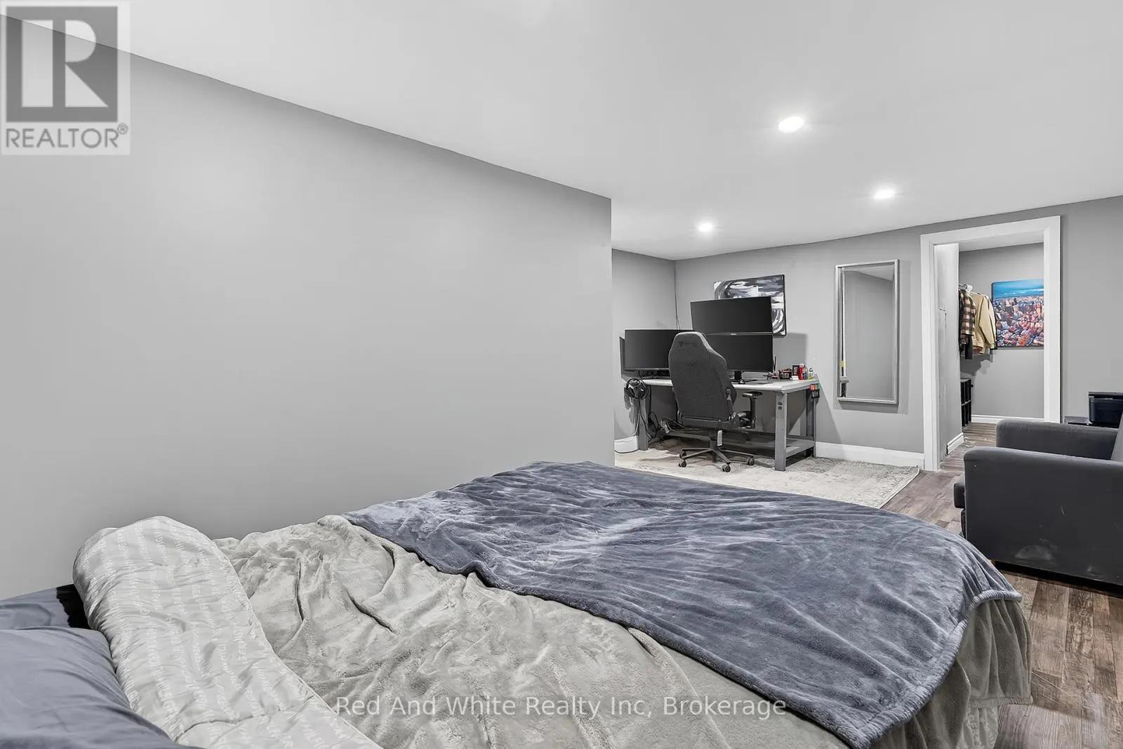 7146 NOAH ROAD, R.R. # 1 ROAD