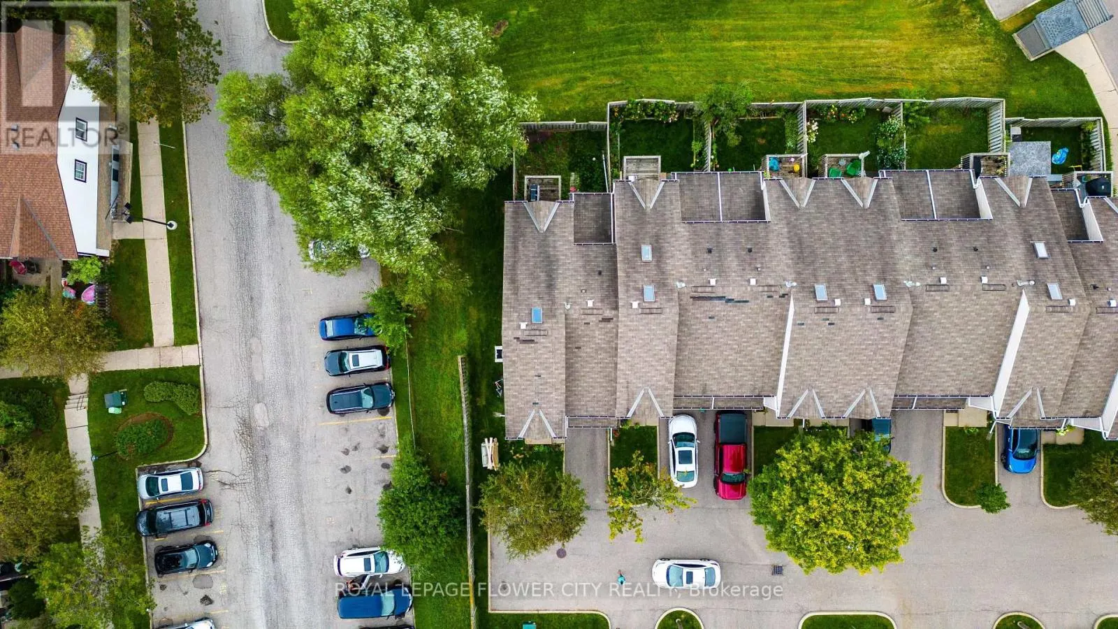 16 - 365 PIONEER DRIVE