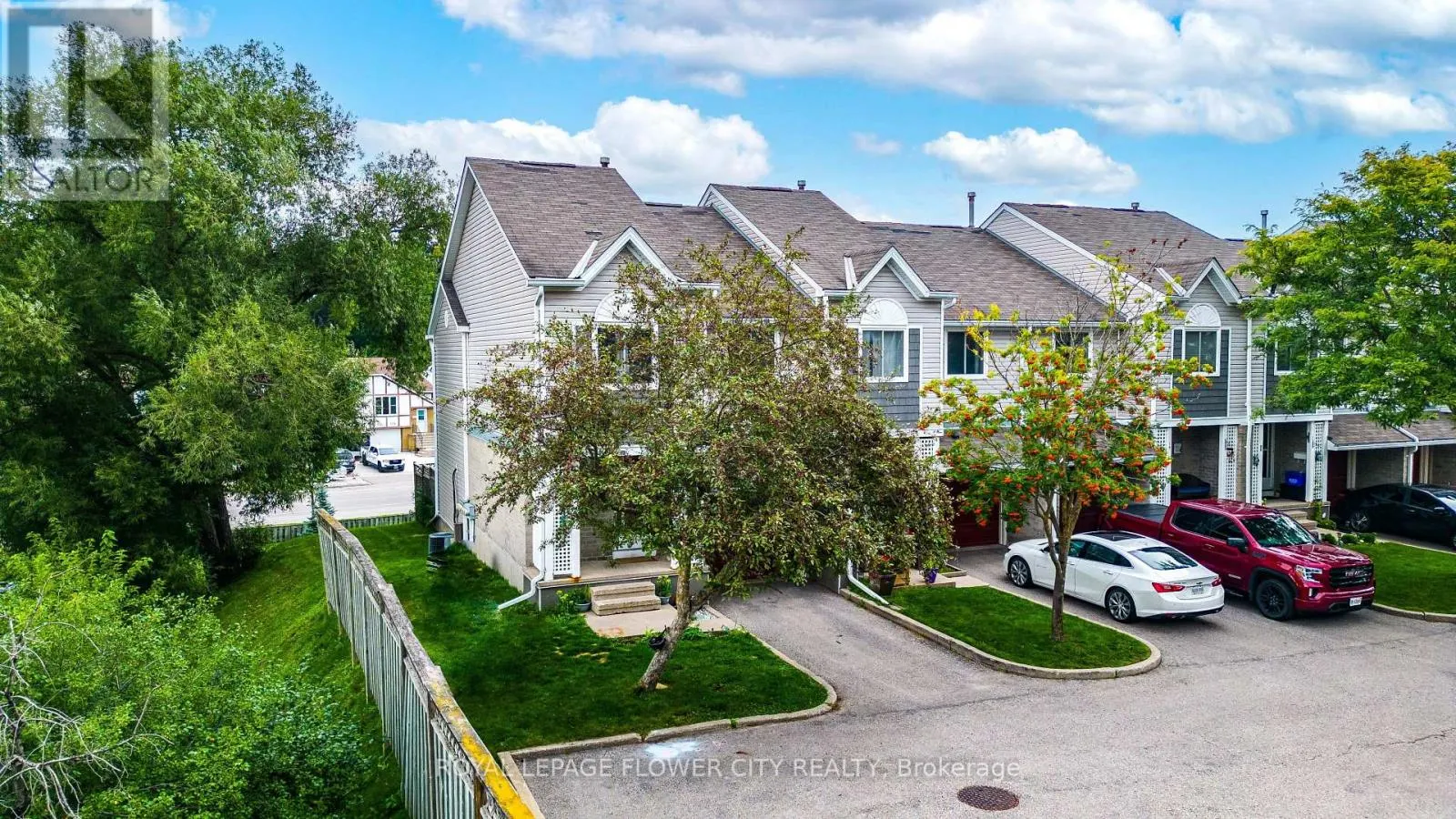 16 - 365 PIONEER DRIVE