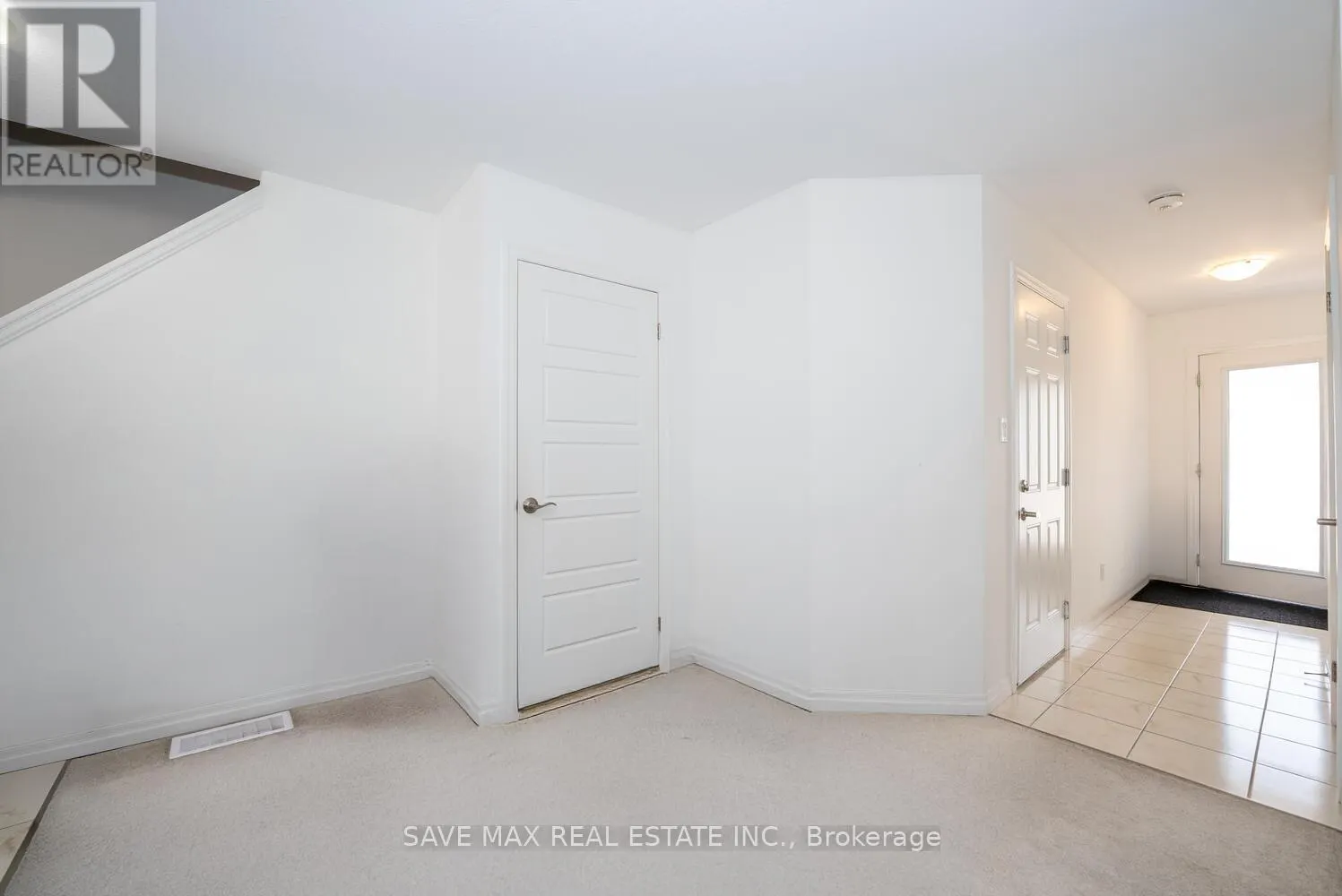 9 SHEDROW PLACE