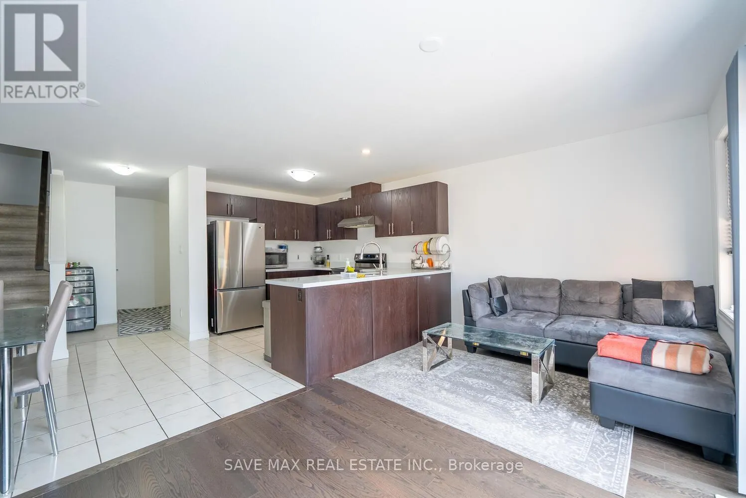 9 SHEDROW PLACE