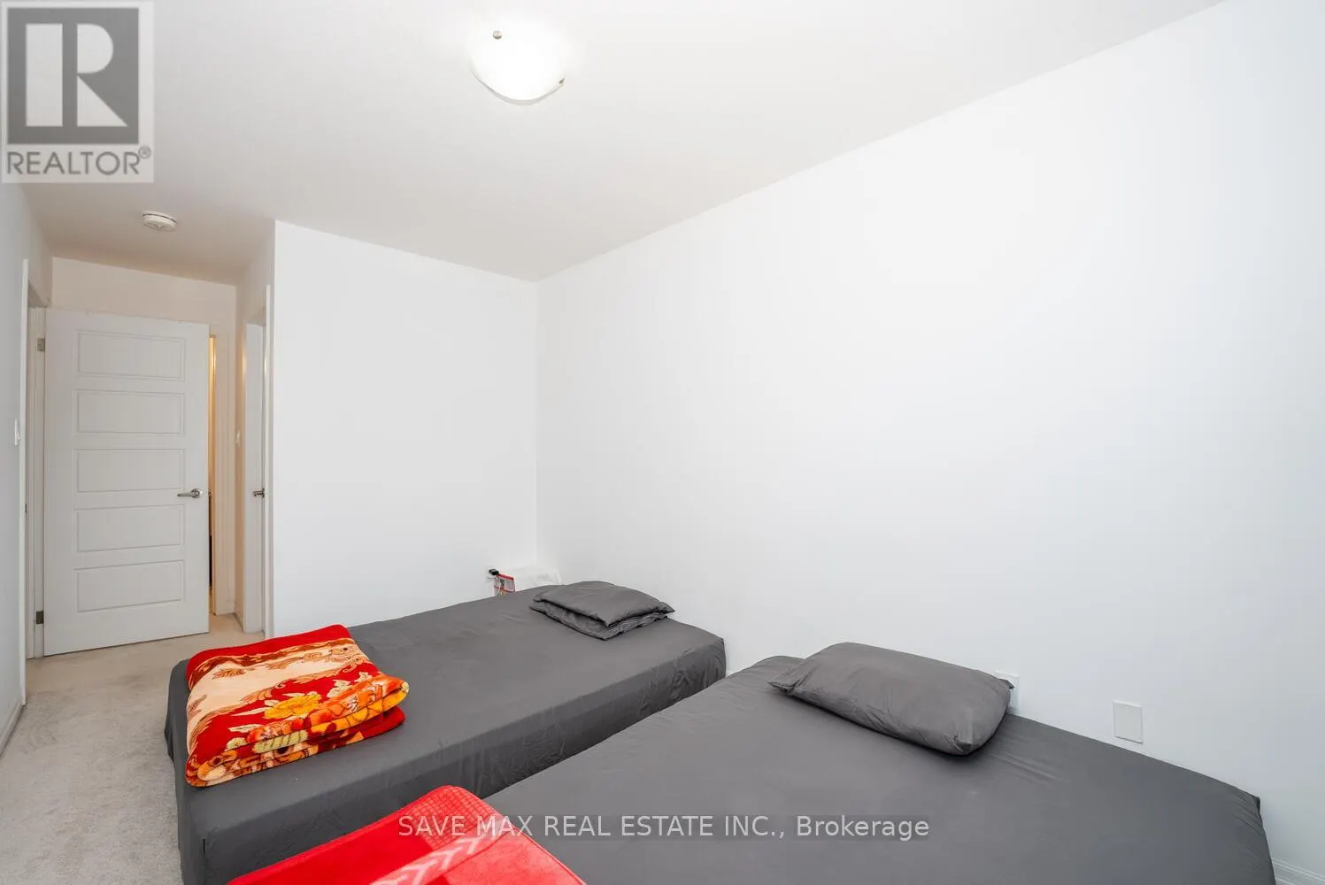 9 SHEDROW PLACE
