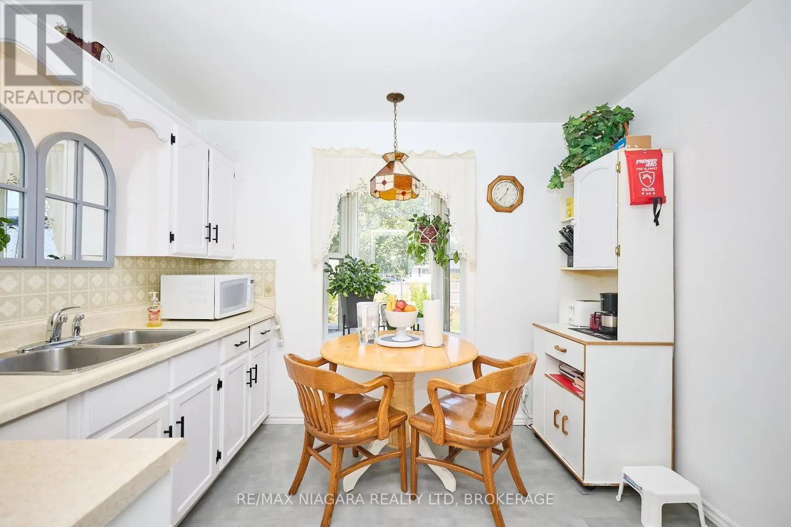 316 BOWEN ROAD