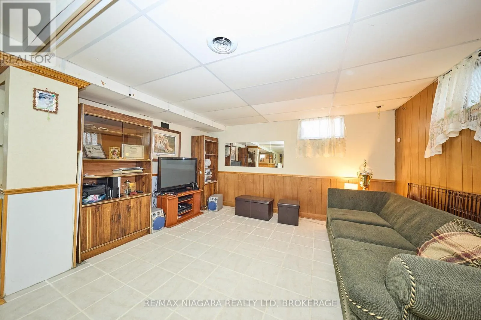 316 BOWEN ROAD