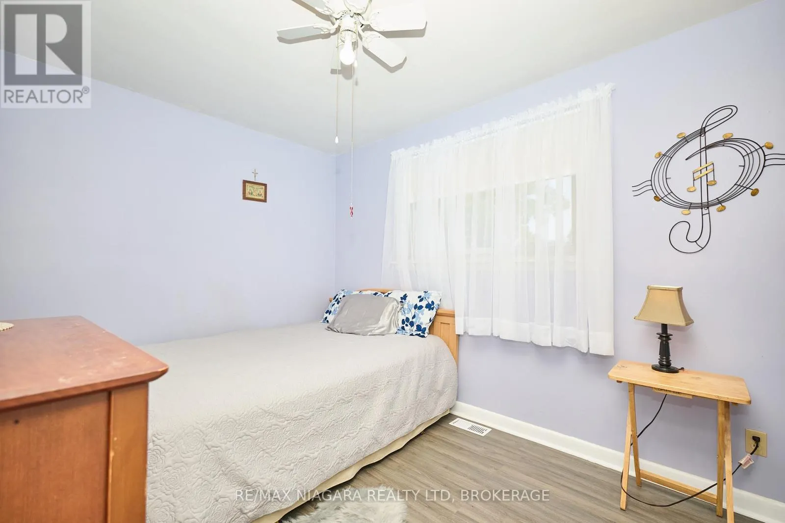 316 BOWEN ROAD