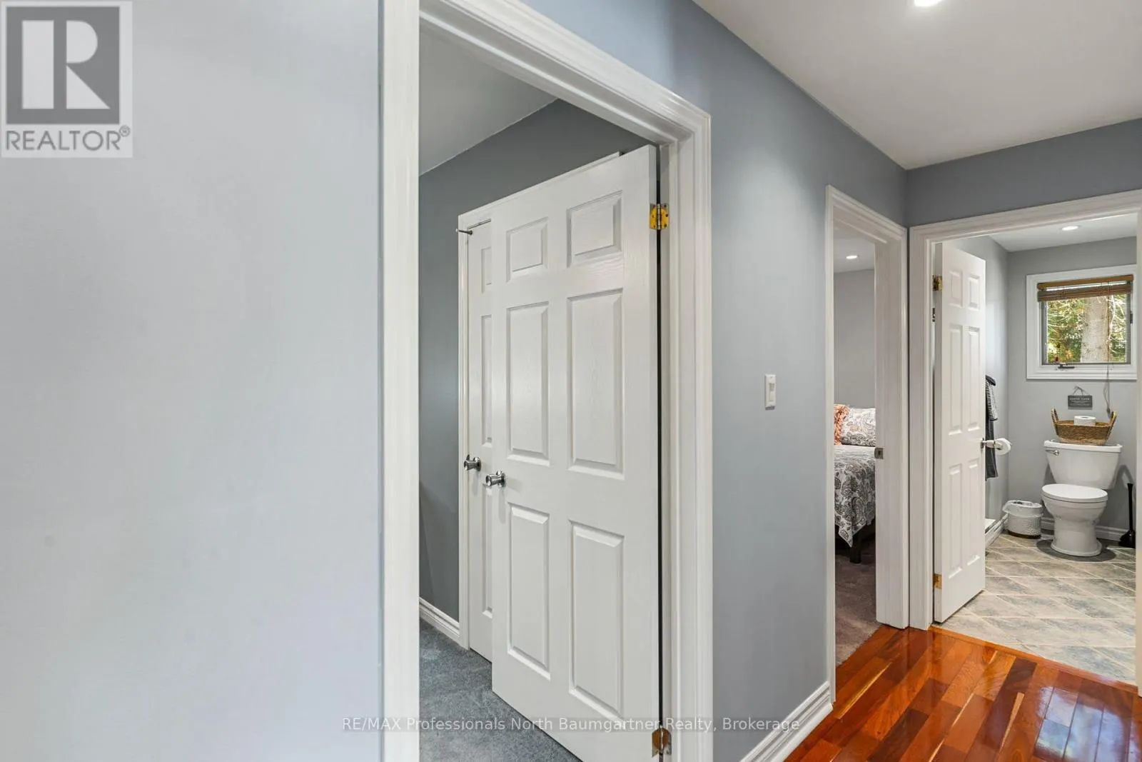 1086 CAMERON LANE