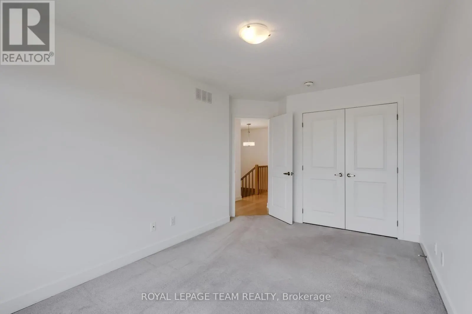856 CLAPHAM TERRACE