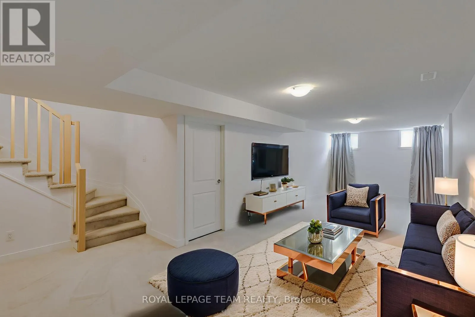 856 CLAPHAM TERRACE