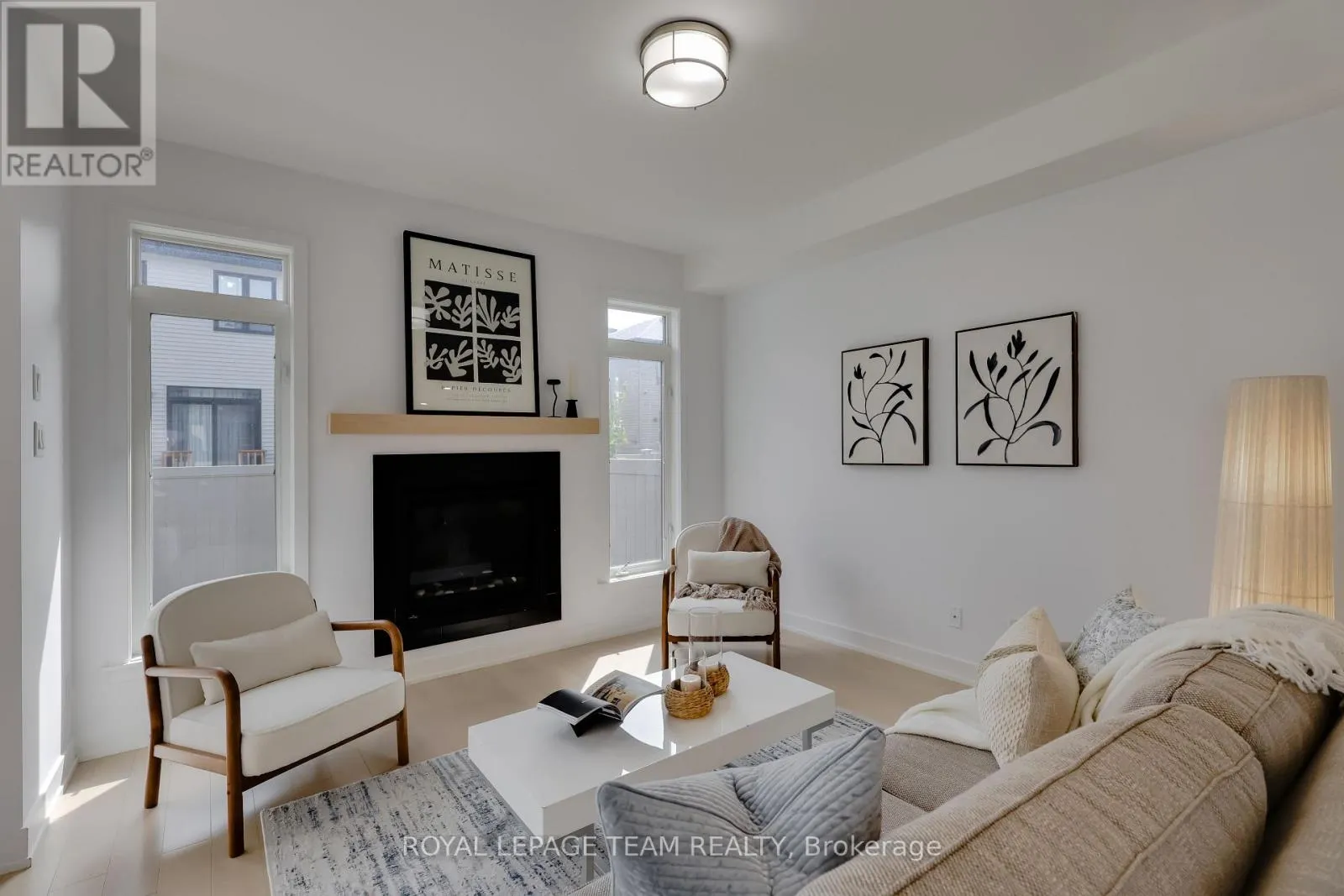856 CLAPHAM TERRACE