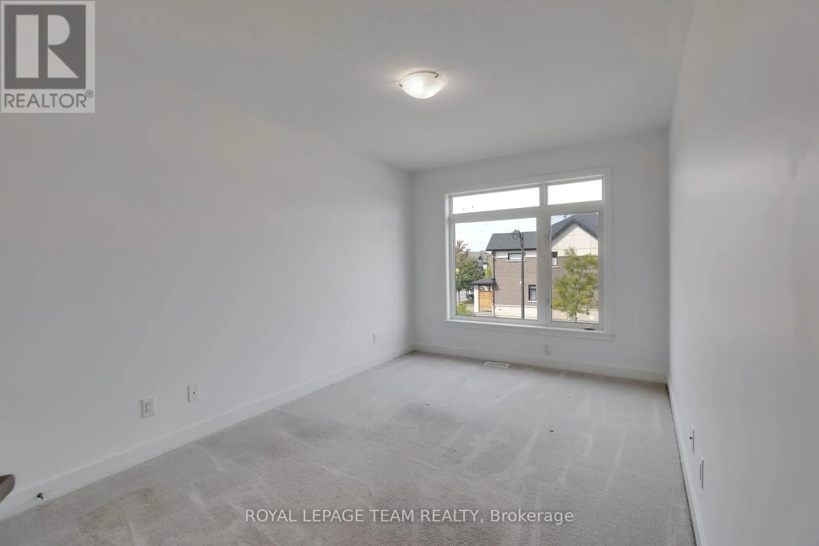 856 CLAPHAM TERRACE