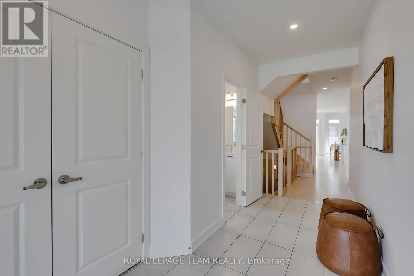 856 CLAPHAM TERRACE