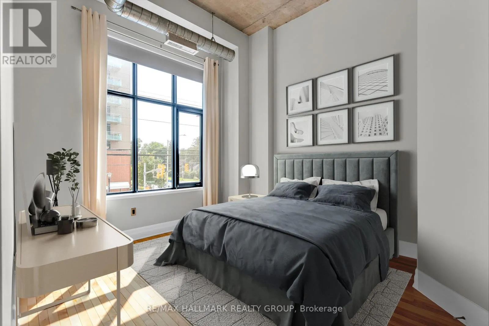 206 - 420 BERKLEY AVENUE
