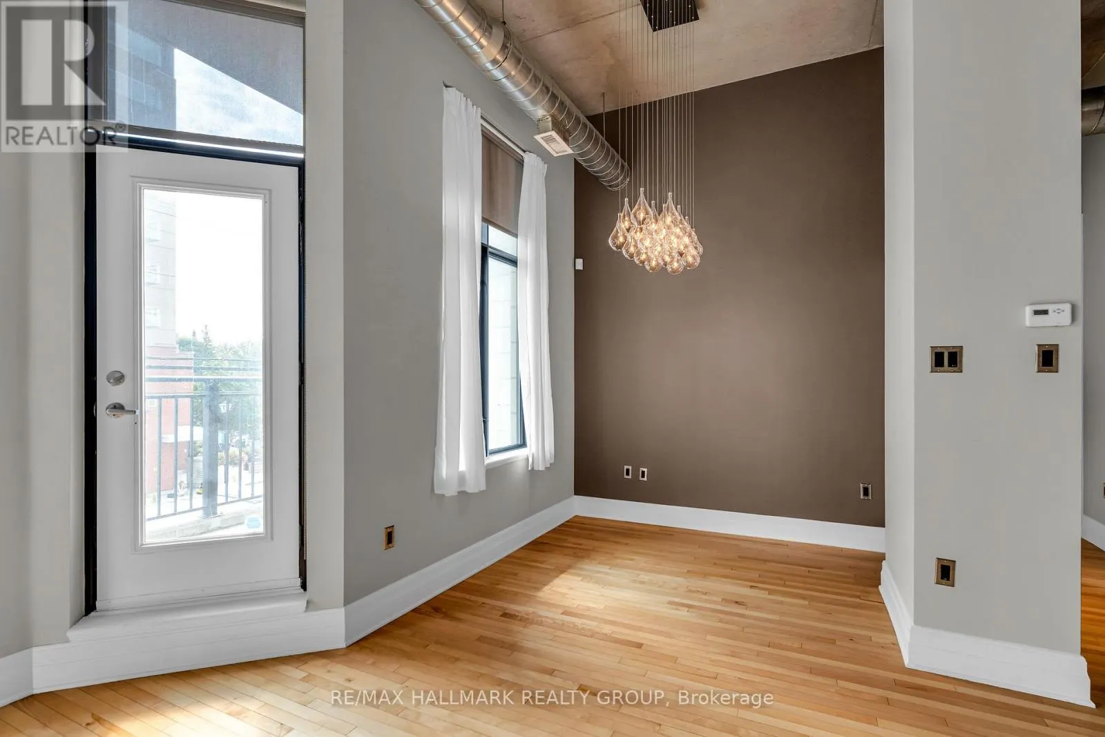 206 - 420 BERKLEY AVENUE