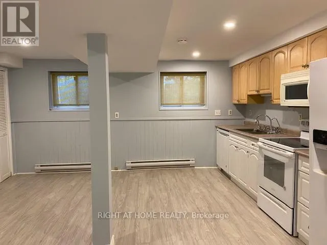 74 SEABREEZE CRESCENT