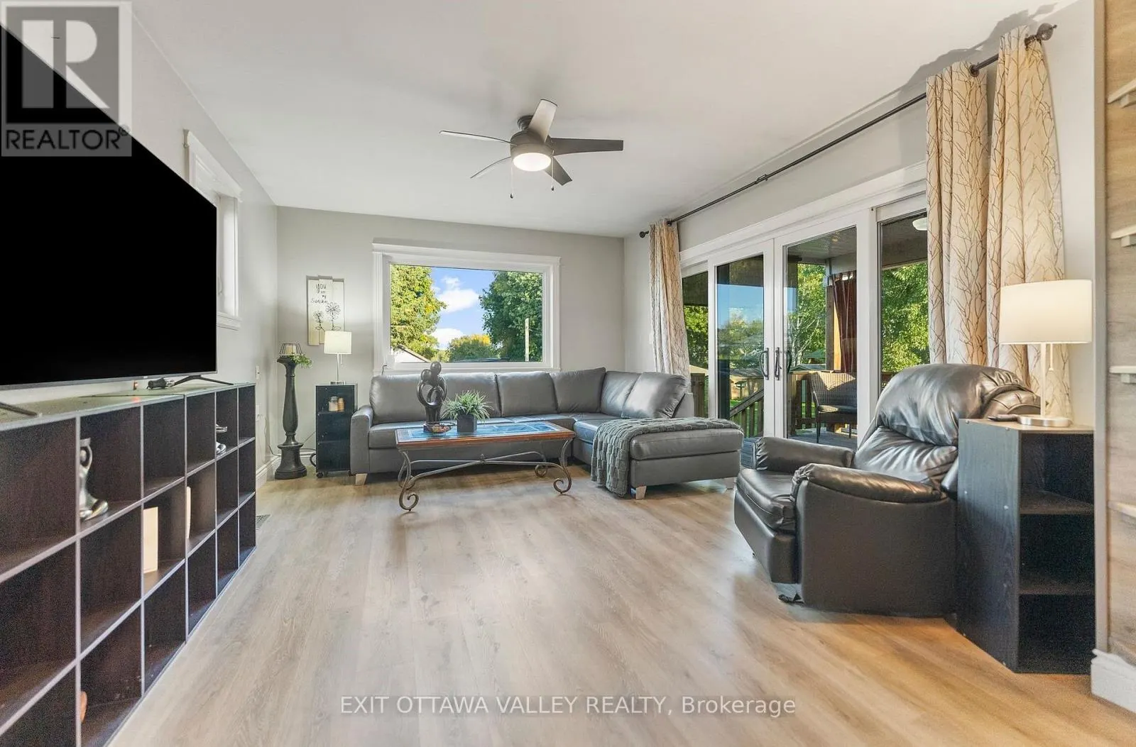 44 LACROIX BAY ROAD