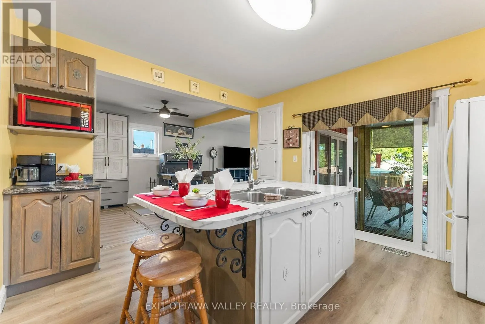 44 LACROIX BAY ROAD