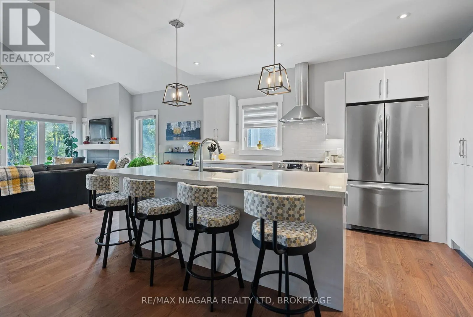 3573 DOMINION ROAD