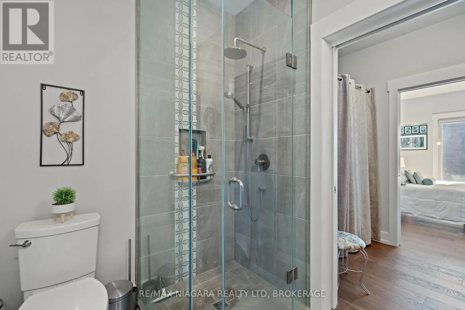 3573 DOMINION ROAD