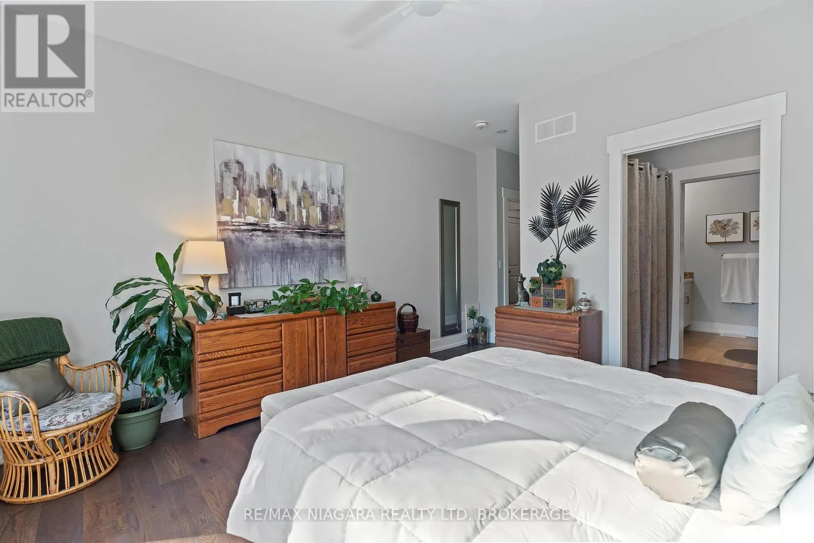 3573 DOMINION ROAD