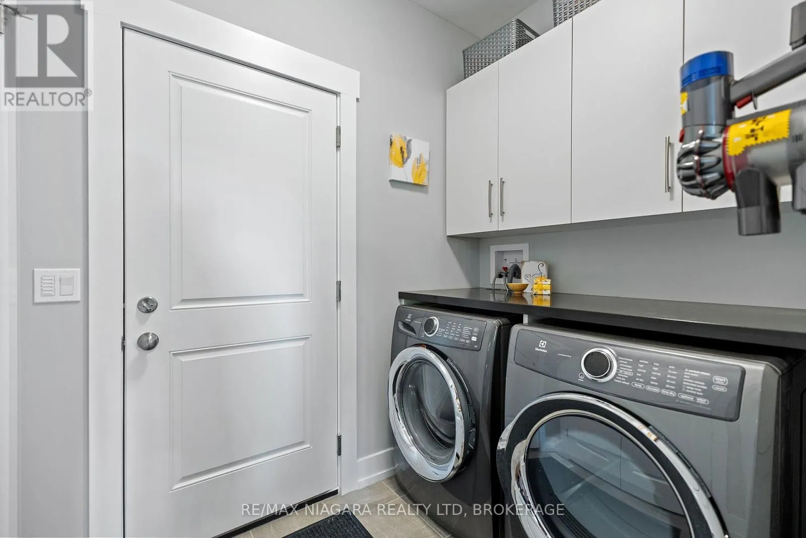 3573 DOMINION ROAD