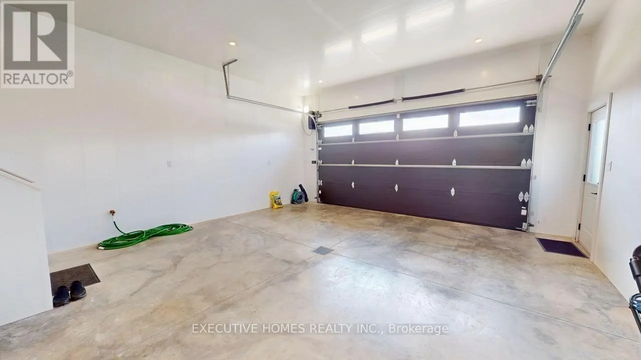 214 IRISHWOOD LANE