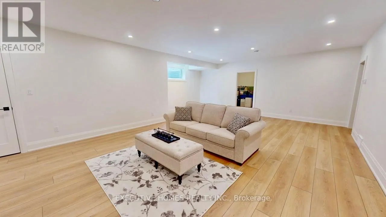 214 IRISHWOOD LANE