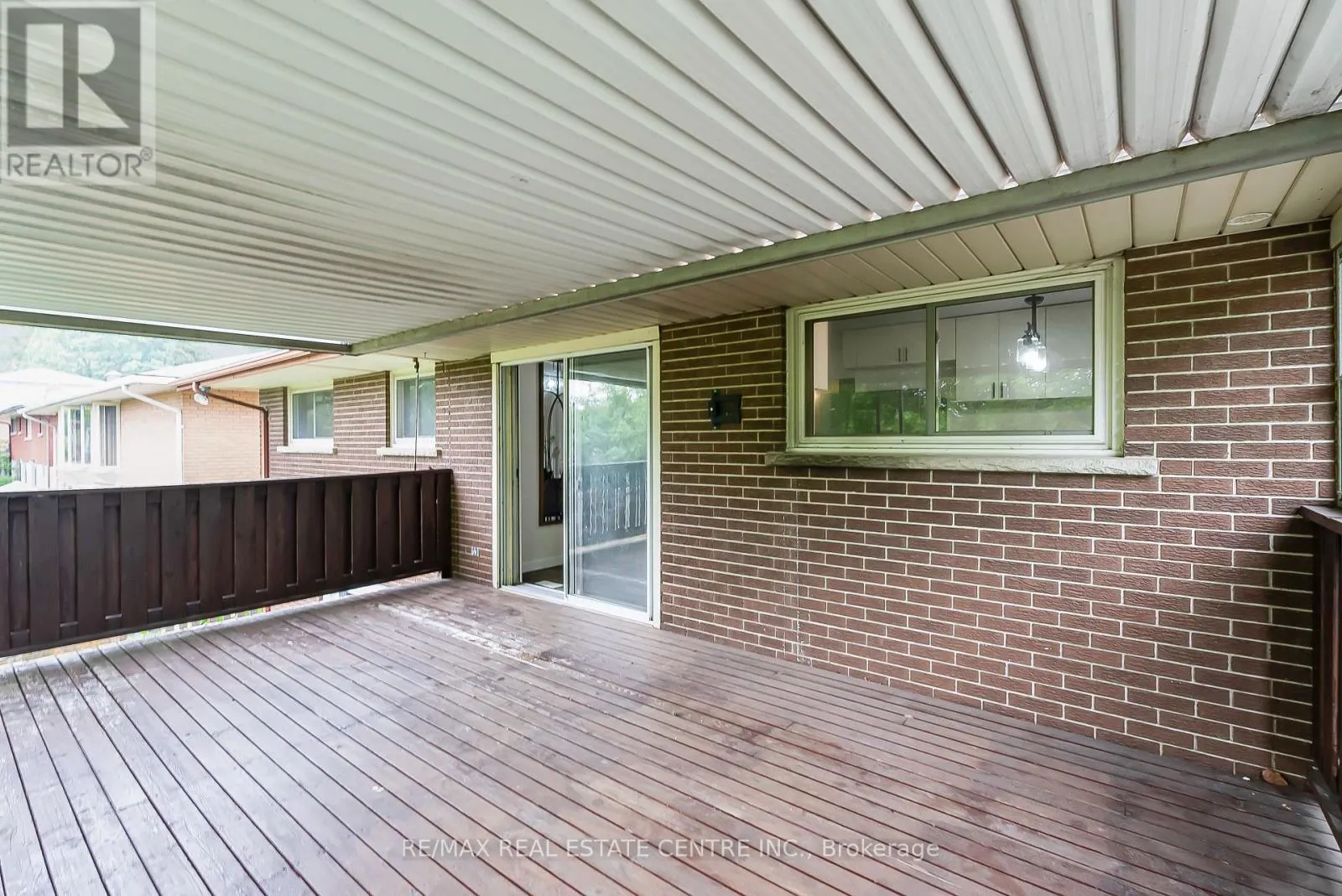 95 RIPPLEWOOD CRESCENT