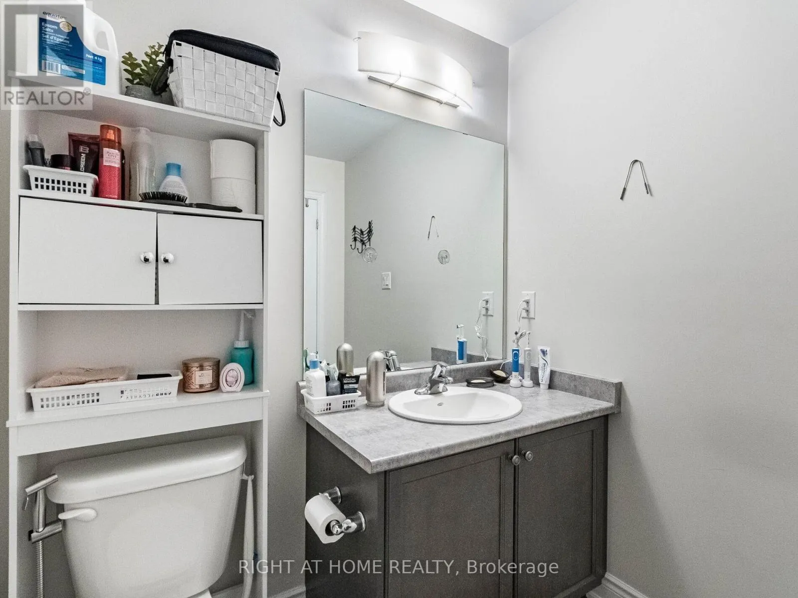 8779 CHICKORY TRAIL