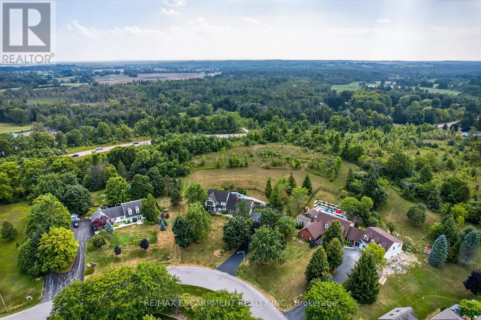 22 WENEIL DRIVE